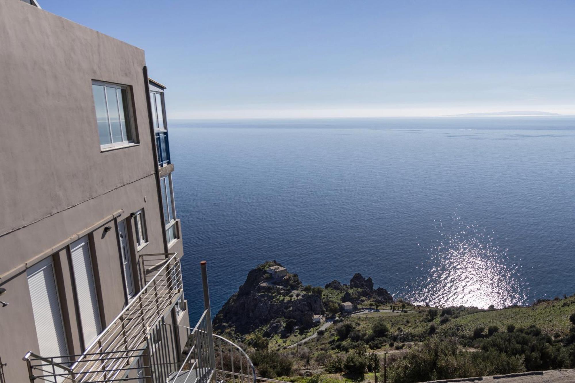 Akrotiri Panorama- Luxury Rental Apartments With Sea View Родакинон Экстерьер фото