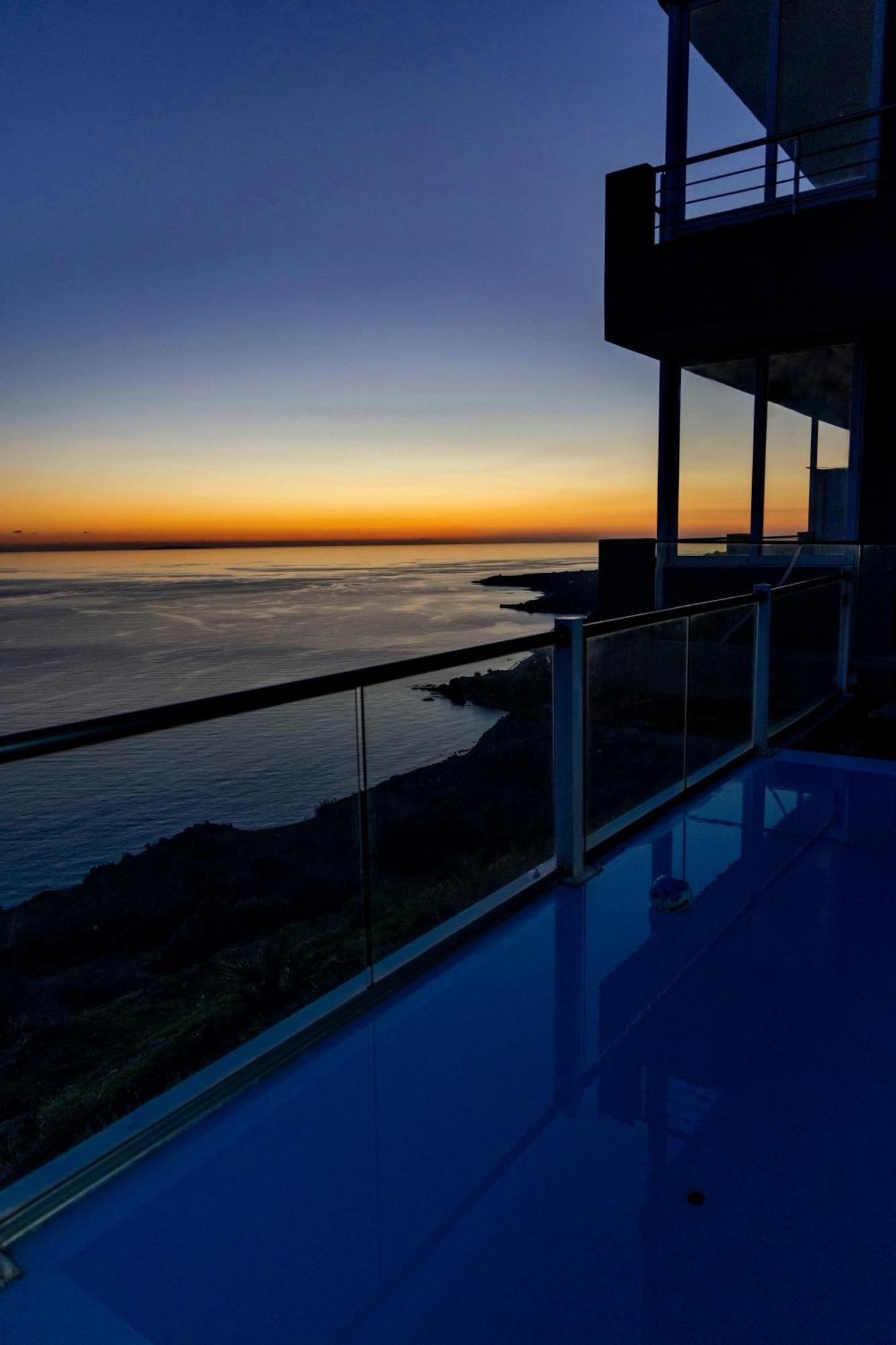 Akrotiri Panorama- Luxury Rental Apartments With Sea View Родакинон Экстерьер фото